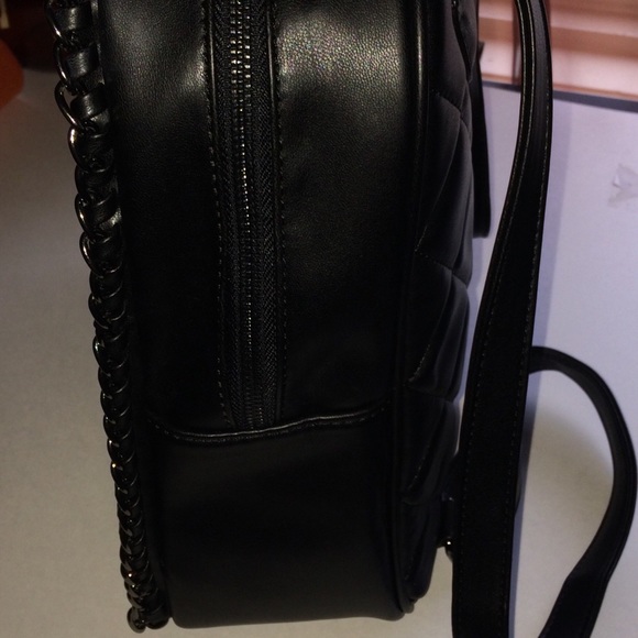 NEW BeBe Black Devon Quilted Backpack - Picture 6 of 6